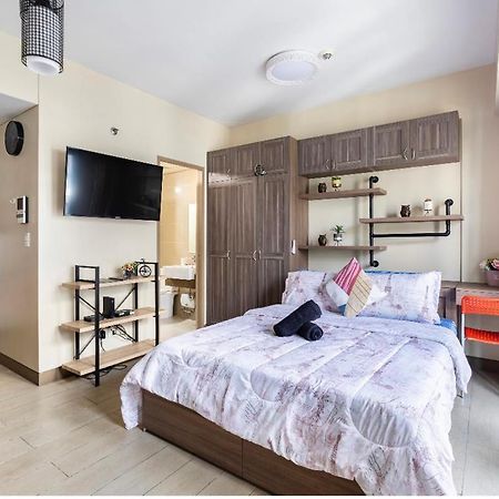 Studio At Newport World Airport Area Prime Location Манила Екстериор снимка