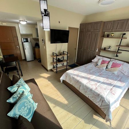 Studio At Newport World Airport Area Prime Location Манила Екстериор снимка