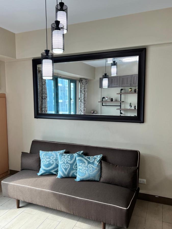 Studio At Newport World Airport Area Prime Location Манила Екстериор снимка