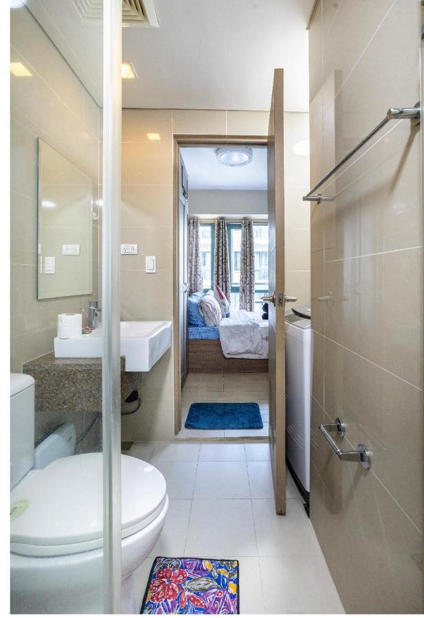 Studio At Newport World Airport Area Prime Location Манила Екстериор снимка