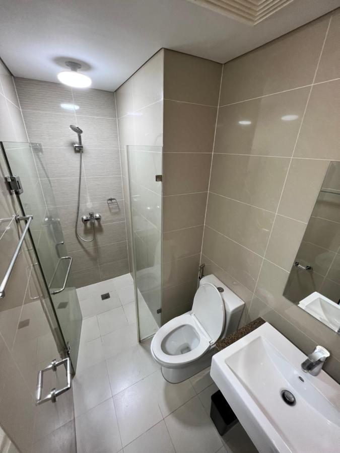 Studio At Newport World Airport Area Prime Location Манила Екстериор снимка