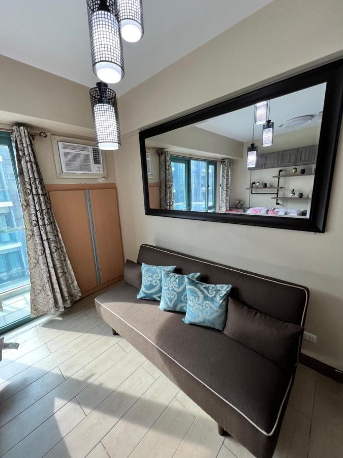 Studio At Newport World Airport Area Prime Location Манила Екстериор снимка
