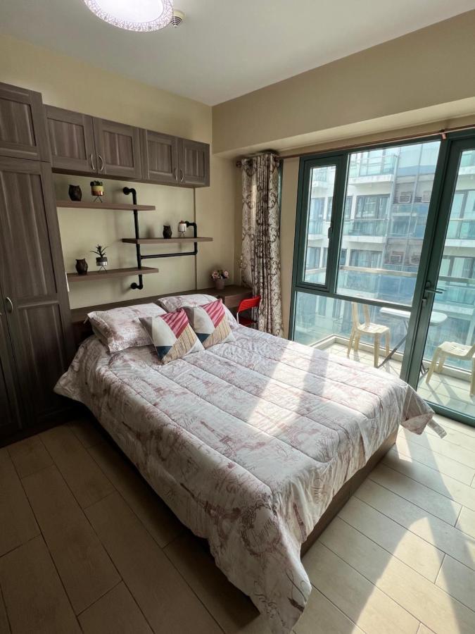 Studio At Newport World Airport Area Prime Location Манила Екстериор снимка