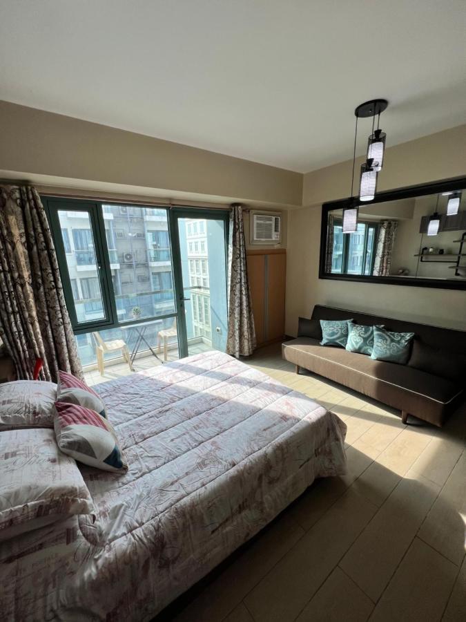 Studio At Newport World Airport Area Prime Location Манила Екстериор снимка