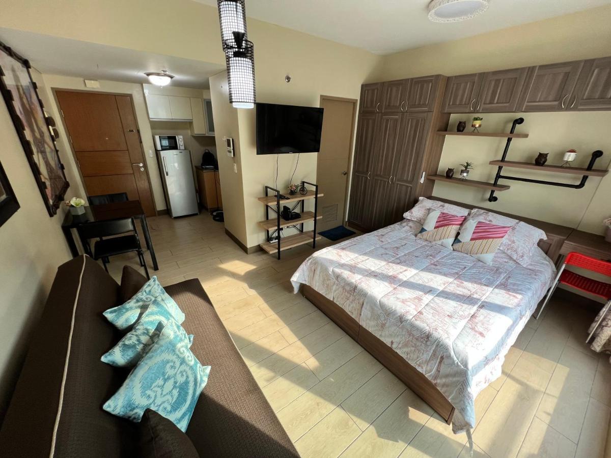 Studio At Newport World Airport Area Prime Location Манила Екстериор снимка